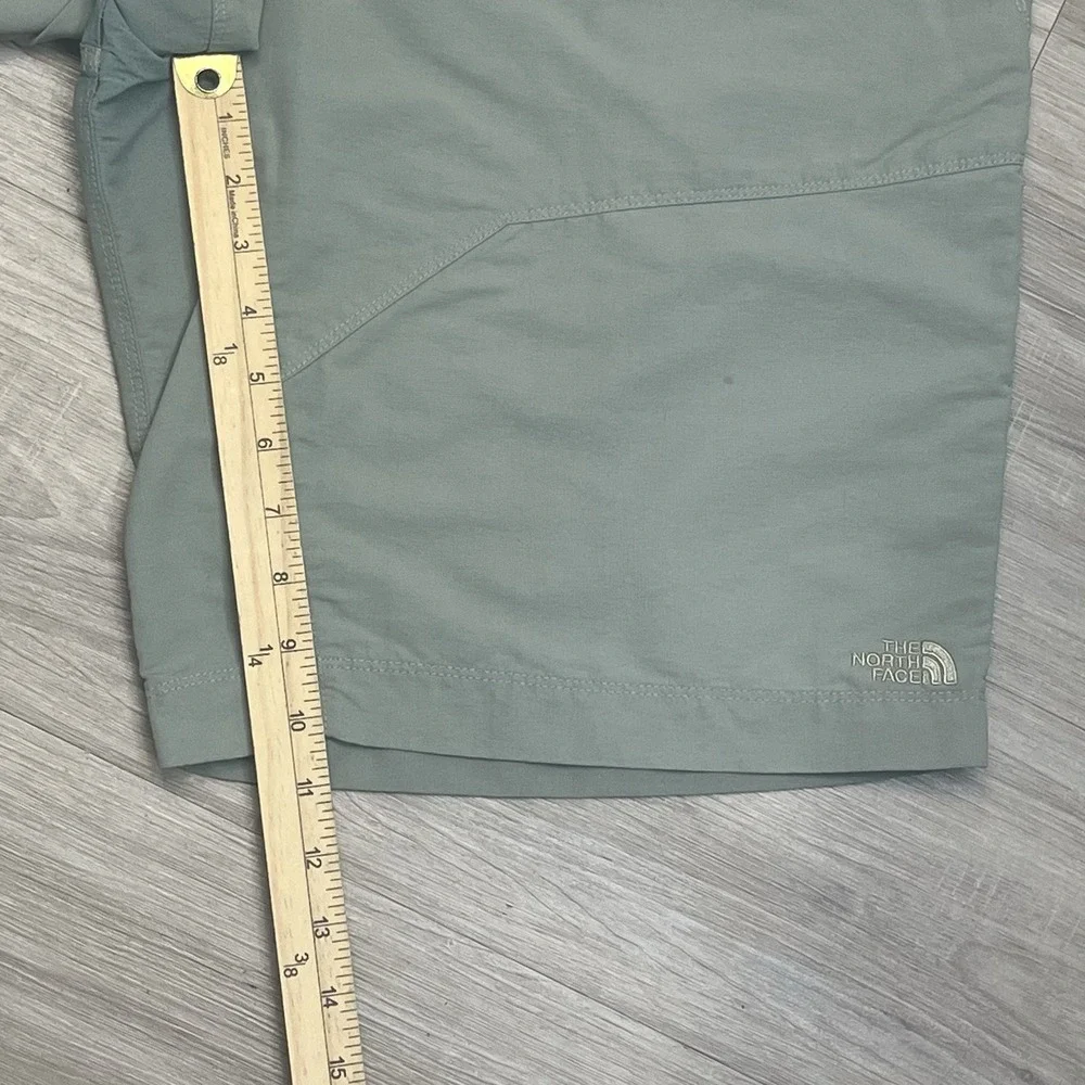 The North Face Shorts Mens 40‎ Mint Green Cargo Flat Front Outdoor Hike *Read*
